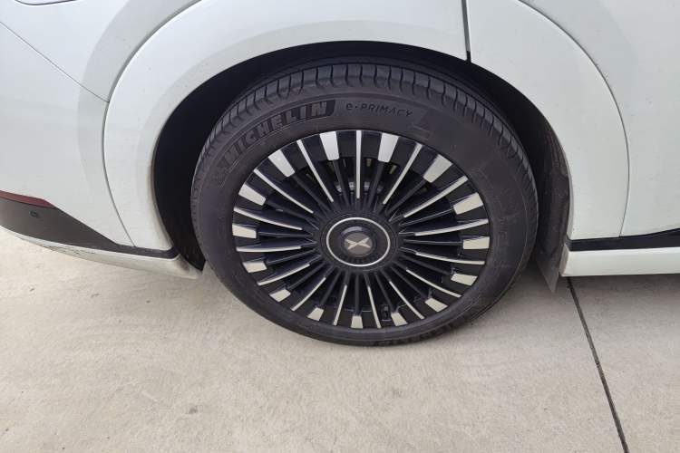 Used XPeng X9 2025 740 Ultra-Long Range Max
