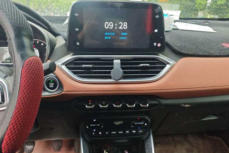 Used Baojun 510 2017 1.5L Manual Luxury Model Audio And AC Panel