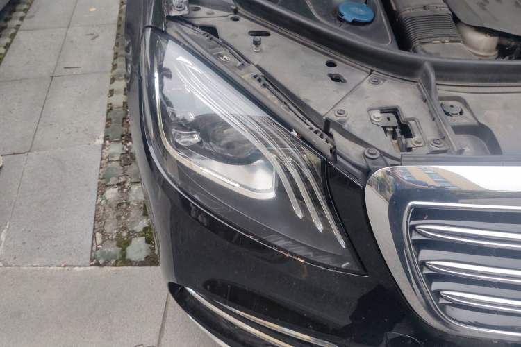Used Mercedes-Benz S-Class 2018 S 450 L 4MATIC Excellence Special Edition Right Front Headlight