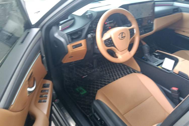 Used Lexus ES 2025 200 Premium Edition