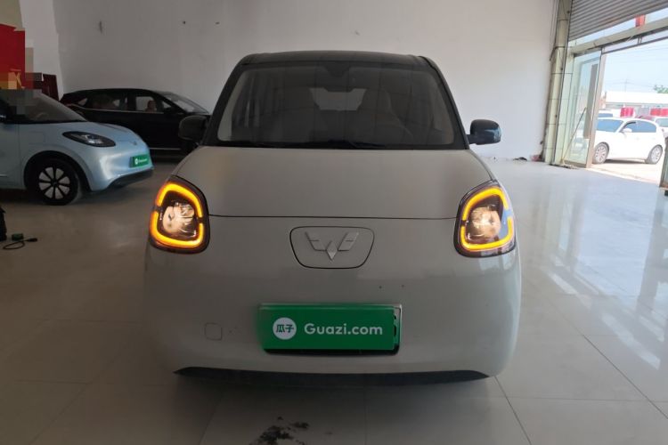 Used Wuling Hongguang MINIEV 2025 Four-Door Version Premium Edition Front