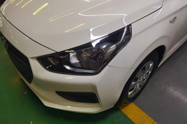 Used Hyundai Verna (older generation) 2017 1.4L Manual Refreshed Version China VI Standard Left Front Headlight