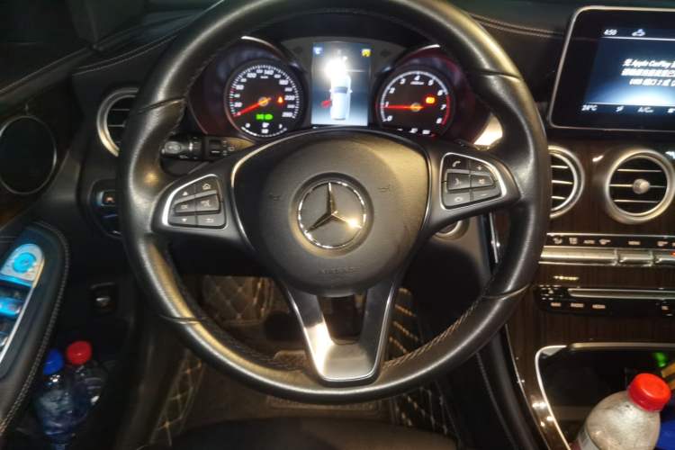 Used Mercedes-Benz GLC 2019 Facelift GLC 260 L 4MATIC Luxury Model
