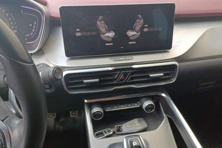 Used Geely Auto Coolray 2019 Sport Model 260T DCT Battle China V Standard