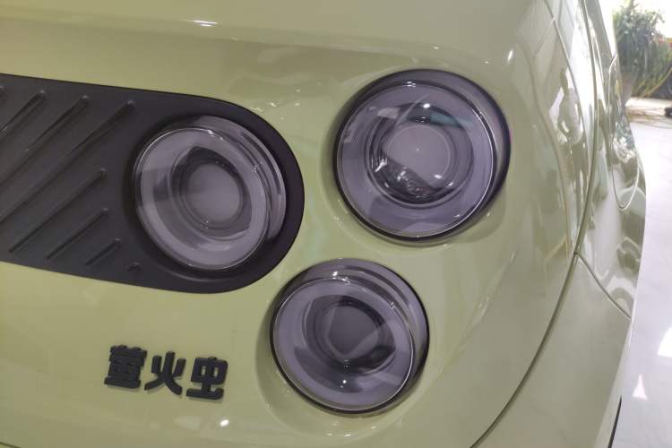 Used firefly 2025 Illuminated Edition
