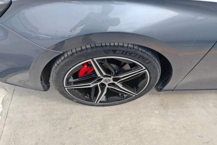 Used MG 7 2023 2.0T Automatic Trophy+ Ignition Glory Edition
