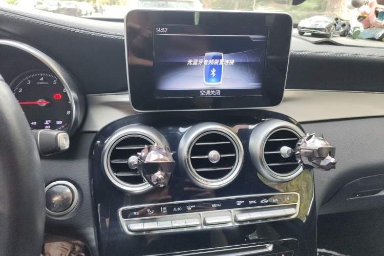 Used Mercedes-Benz GLC Coupe 2019 GLC 200 4MATIC Coupe SUV Audio And AC Panel