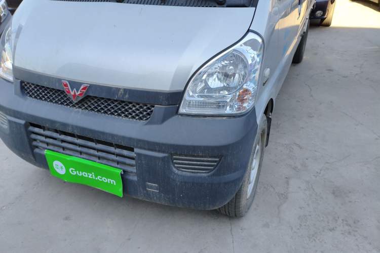 Used Wuling Rongguang Small Truck 2023 1.5L Double-Cab LAR Left Front Headlight