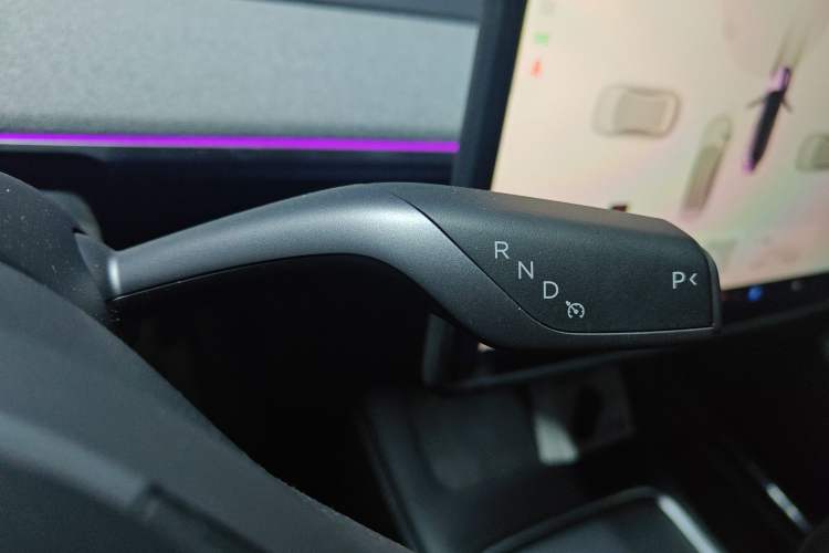 Used Tesla Model Y 2024 Rear-Wheel-Drive Version Gear Lever