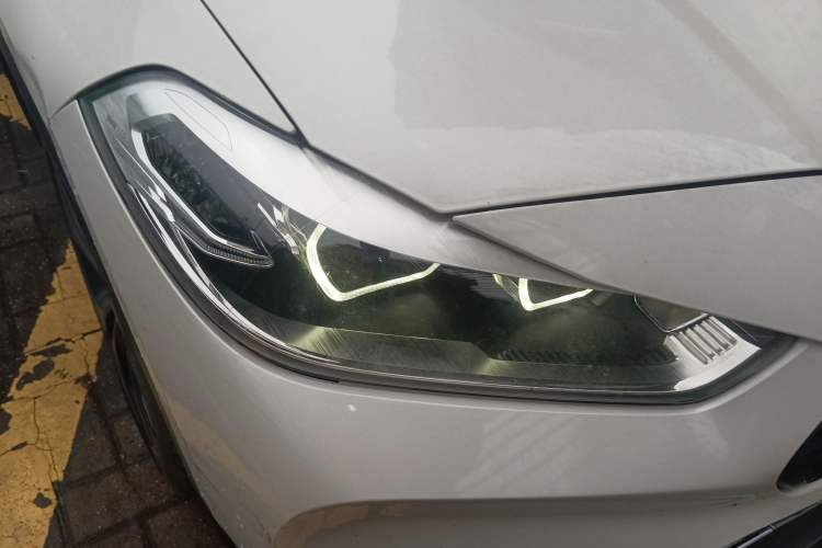 Used BMW X2 2023 sDrive25i M Sport Package Right Front Headlight