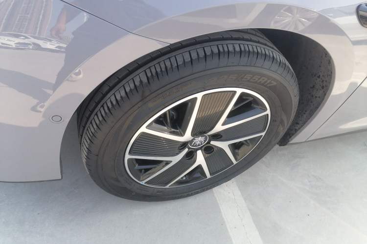 Used BYD Qin L 2026 DM-i 128KM Leading Edition Exterior 2