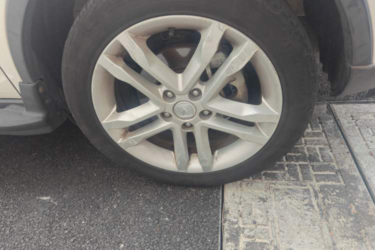 Used Changan CS35 2016 1.6L Manual Luxury Model China V Standard