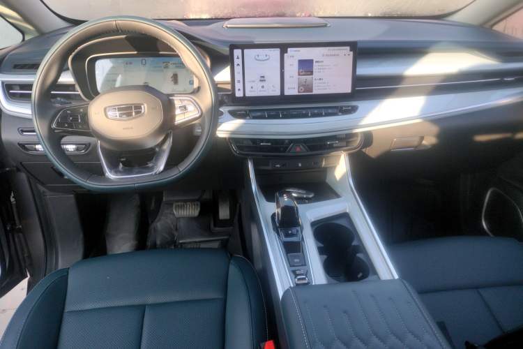 Used Geely Auto Jiajie 2023 Geely Jiaji L 1.5TD DCT Luxury Model