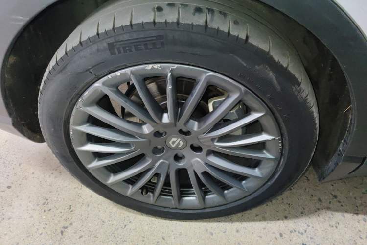 Used Leapmotor C11 2023 Pure Electric 500 Comfort Edition Right Rear Wheel Hub