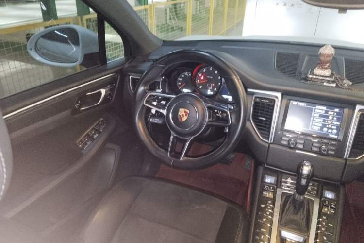 Used Porsche Macan 2014 Macan 2.0T