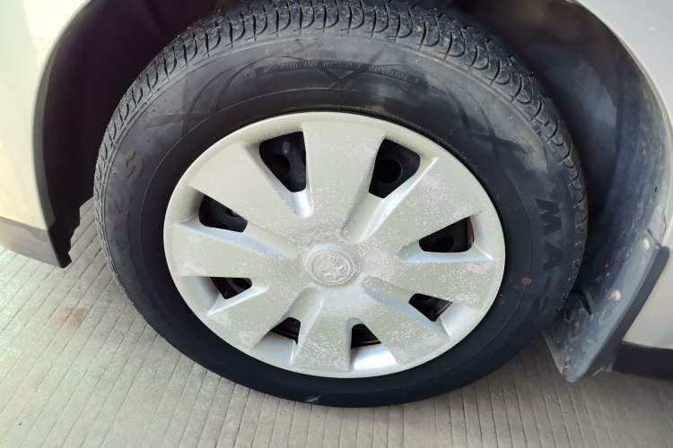 Used Venucia D50 2013 1.6L Manual Fashion Edition
