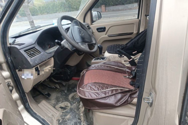 Used Wuling Rongguang 2014 1.5L S Standard Version