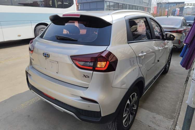 Used Geely Auto Vision X3 2019 Upgraded Model 1.5L CVT Elite Version