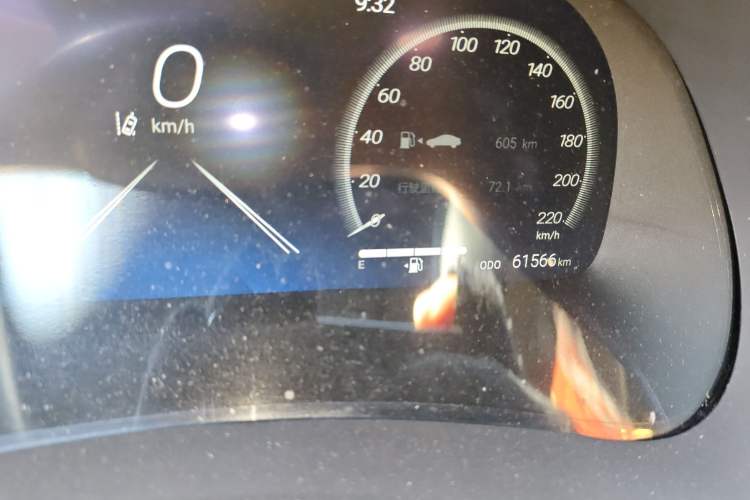 Used Toyota Crown Kluger 2021 2.5L HEV Four-Wheel Drive Flagship Edition Odometer Close Up