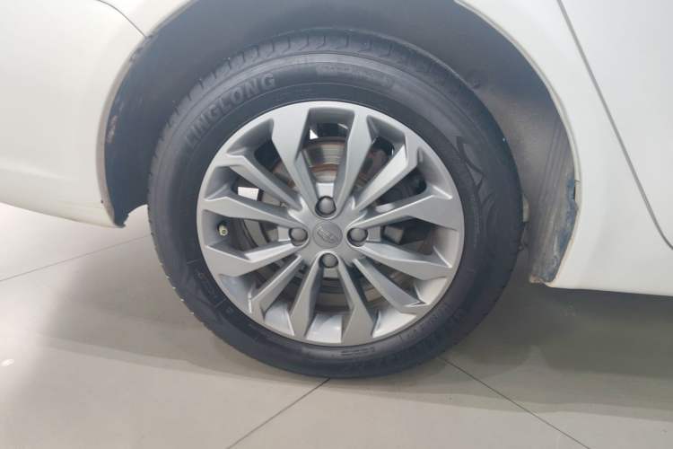 Used Geely Auto Vision 2017 1.5L Manual Happiness Edition
