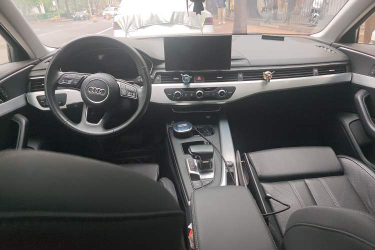 Used Audi A4L 2022 40 TFSI Fashion Dynamic Model
