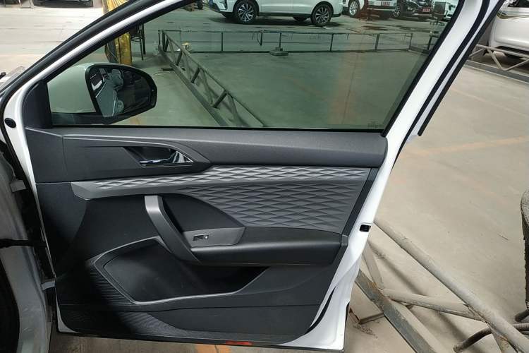 Used Volkswagen Tharu 2020 280TSI Two-Wheel Drive Trend Edition China VI Standard
