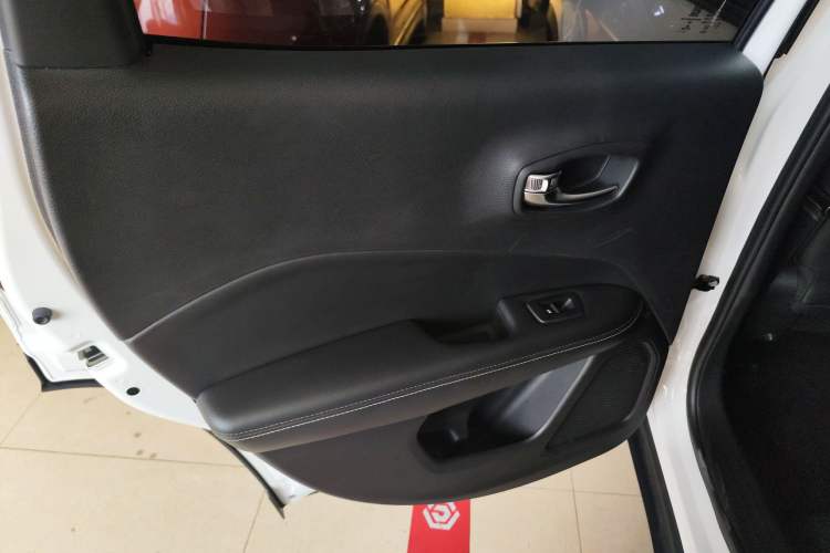 Used Jeep Compass 2017 200T Automatic Family Edition