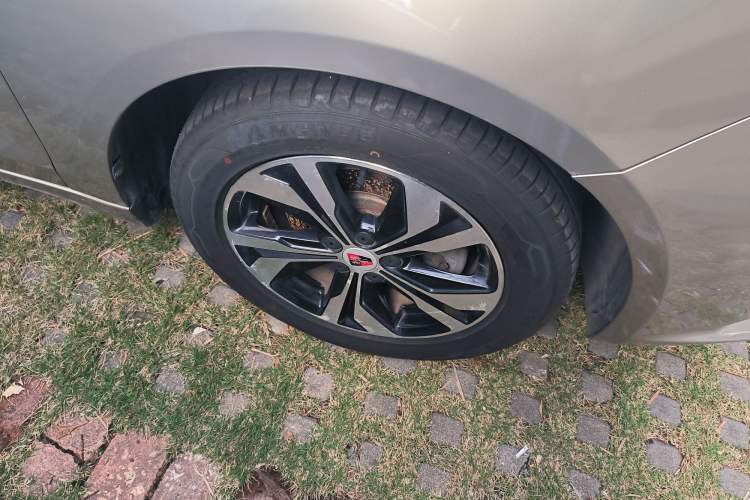 Used Roewe 360 2017 1.5L Automatic Luxury Edition