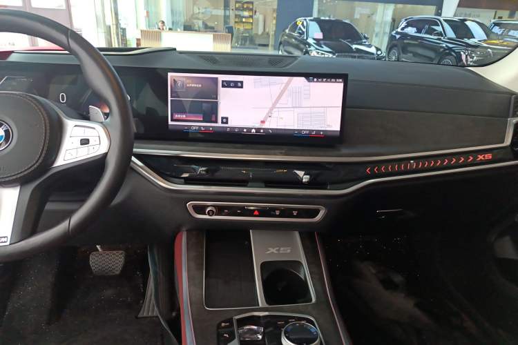 Used BMW X5 2023 xDrive 30Li Luxury M Sport Night Edition Package
