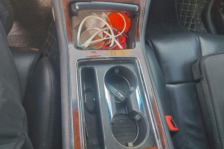 Used Lincoln Continental 2018 2.0T Two-Wheel Drive Luxury Edition Gear Lever