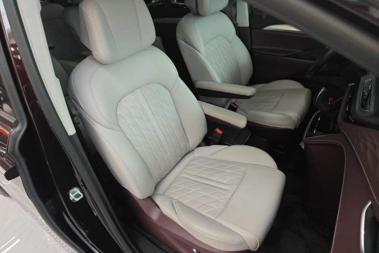 Used Buick GL8 2022 Avenir Aivia Six-Seat Deluxe Edition