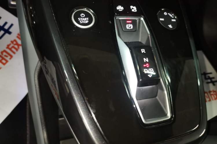 Used Audi Q4 e-tron 2023 40 e-tron Boundary Edition