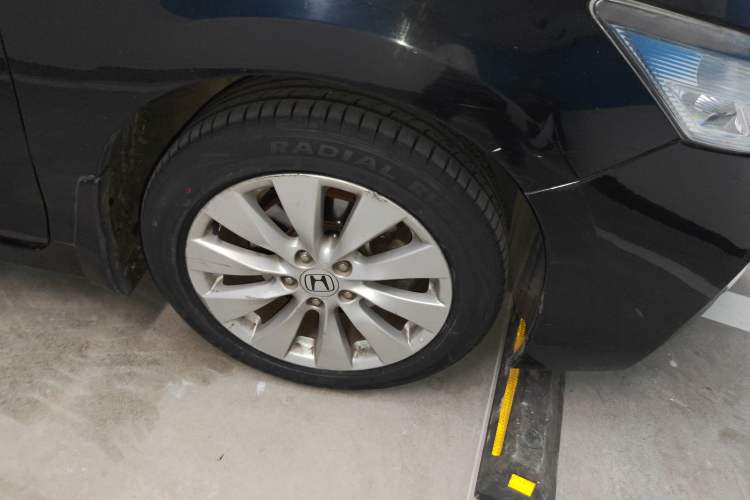 Used Honda Accord 2015 2.4L EX Luxury Edition Right Front Wheel Hub