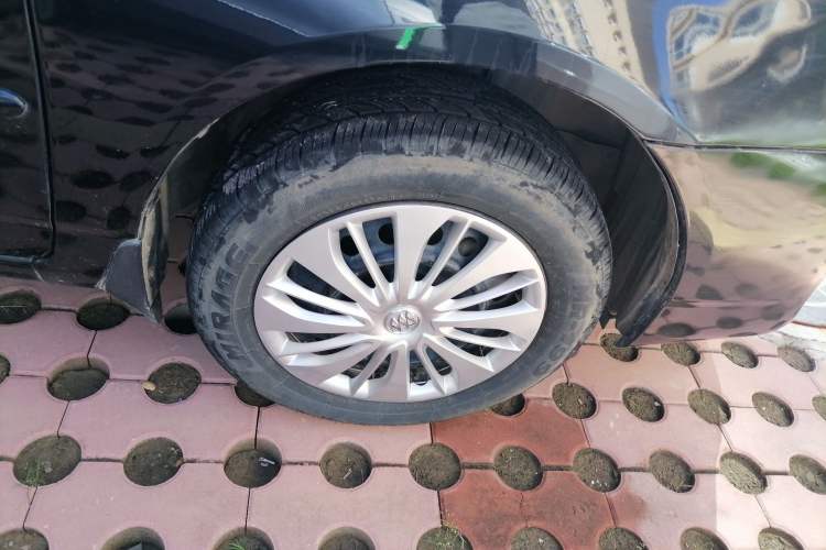 Used Toyota Corolla EX 2011 1.6L Manual Classic Edition
