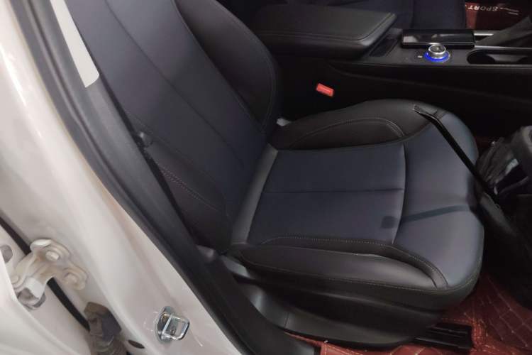 Used Buick Velite 6 2022 Connected Fashion PLUS
