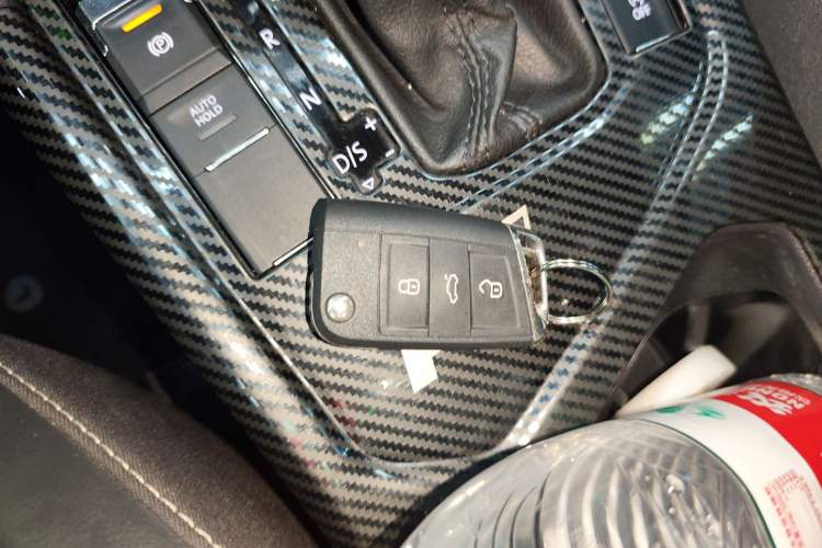 Used Volkswagen Tiguan L 2018 330TSI Automatic Two-Wheel Drive Luxury Edition Vehicle Key