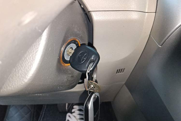 Used Toyota Verso 2015 180E CVT Crossover Edition Vehicle Key