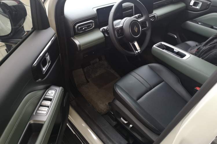 Used Baojun Spark EUV 2024 Prestige Edition 4 Seats