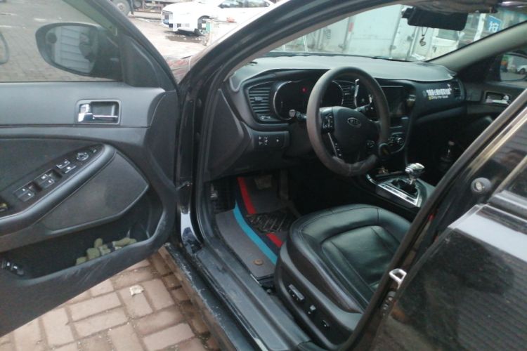 Used Kia K5 2011 2.0L Automatic DLX Driver Seat