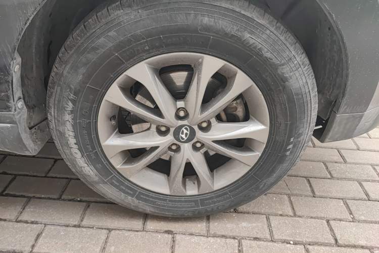 Used Hyundai ix35 2013 2.0L Automatic 2WD Comfort GL China IV Standard