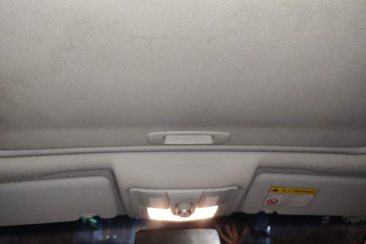 Used Roewe e550 2016 Deluxe Edition
