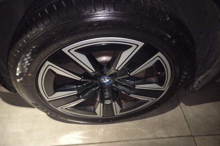 Used BMW iX3 2021 Leading Model Left Front Wheel Hub