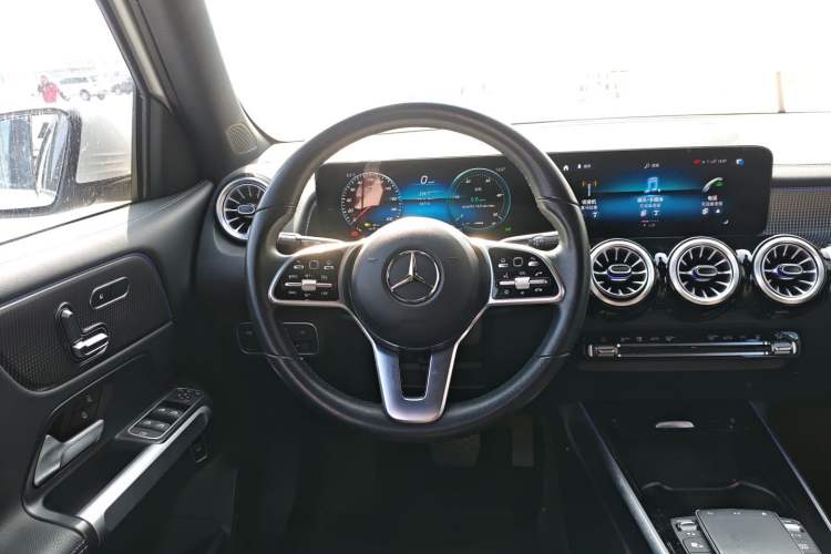 Used Mercedes-Benz EQB 2022 EQB 260
