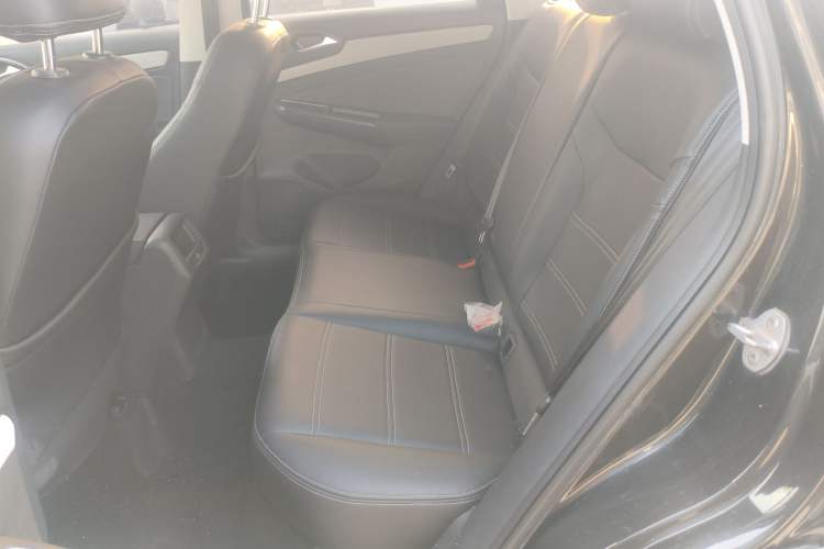 Used Jetta VS5 2023 280TSI Manual Entry-Level Model Left Rear Seat