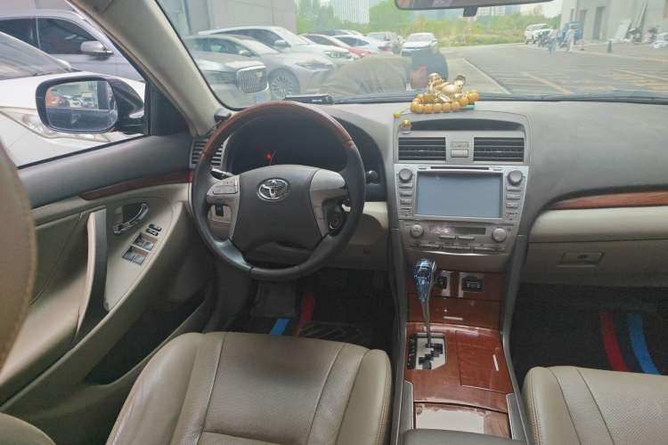 Used Toyota Camry 2013 200G Classic Luxury Edition