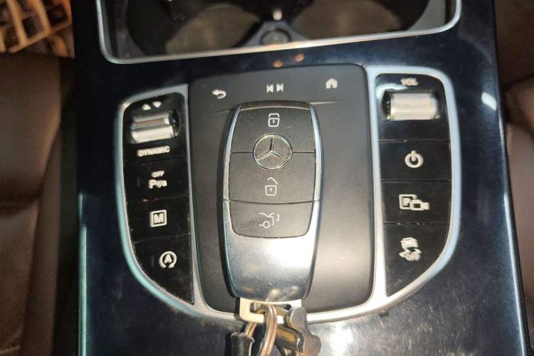 Used Mercedes-Benz GLC 2021 GLC 260 L 4MATIC Dynamic Edition
