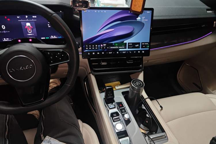 Used Lynk & Co 09 EM-P 2024 2.0TD EM-P Four-Wheel Drive ULTRA Six-Seater
