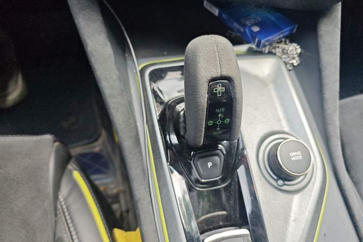 Used Lynk & Co 03 2021 03+ 2.0TD Automatic Wind-Chasing Edition Gear Lever