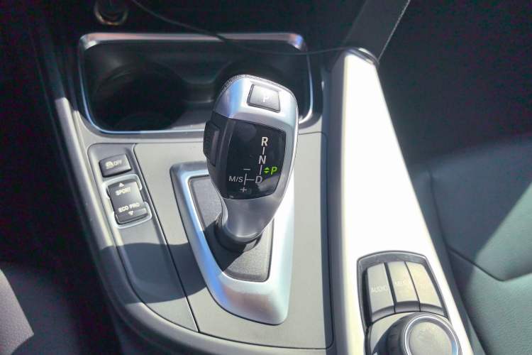 Used BMW 3 Series GT 2014 320i Leading Model