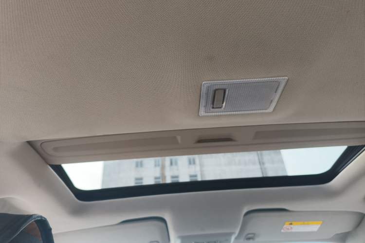 Used Buick Encore 2015 1.4T Automatic Two-Wheel Drive Urban Elite Version